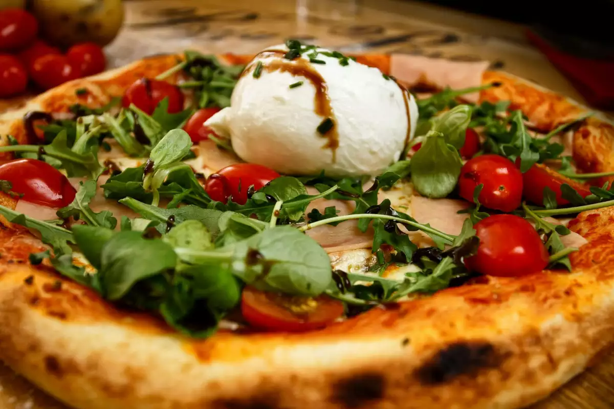 Pizza Burrata Jambon